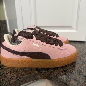 New PUMA Girls' Grade School Suede XL Skate Shoes Size 4.5 Pink And Brown